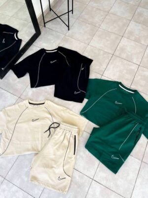 Ensemble Nike