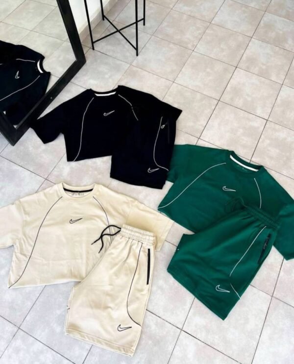 Ensemble Nike