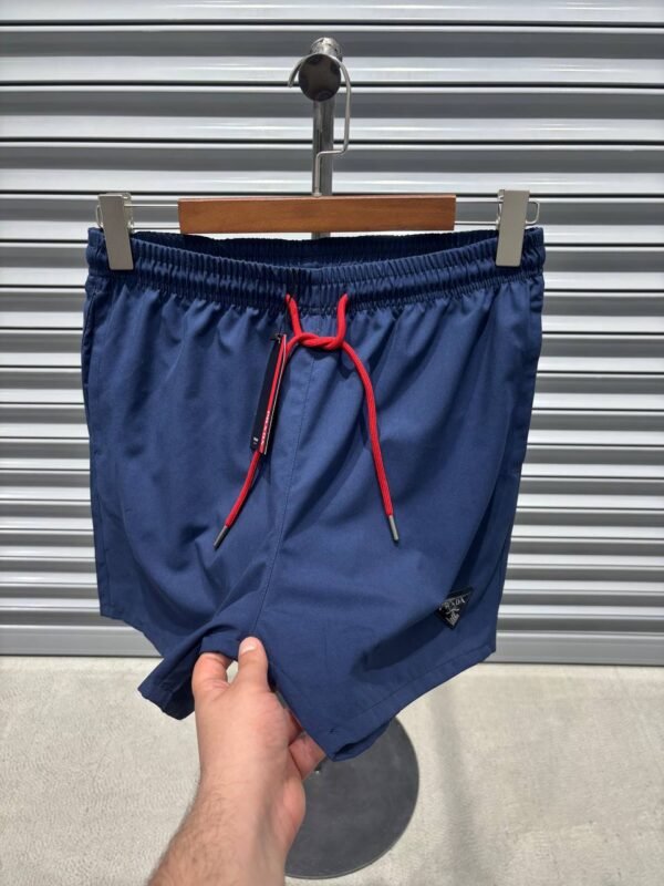 ⁦Short⁩ - الصورة ⁦2⁩