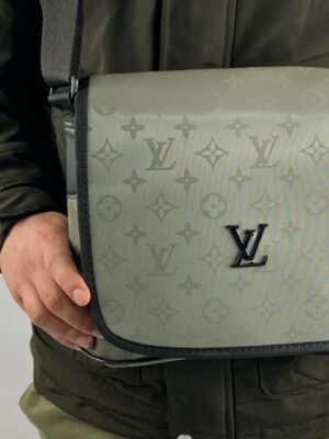 LV