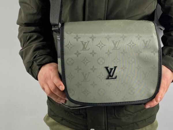 LV